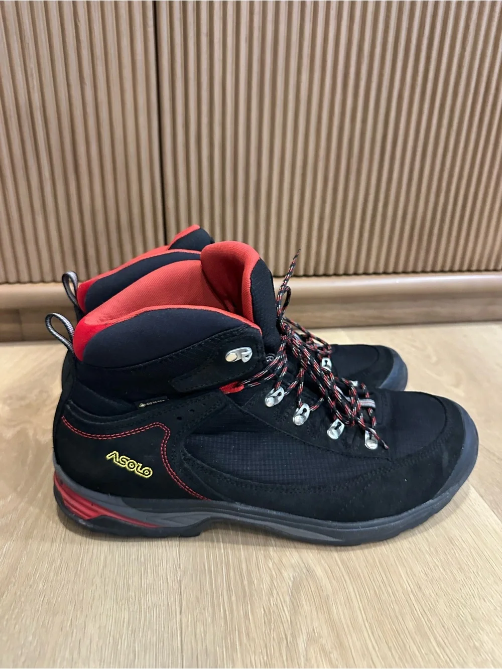 Asolo Men's Black and Red Hiking Boots size 11.5
